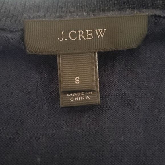 J Crew V- Neck 100% Merino Wool Sweater in Size S - Picture 11 of 12